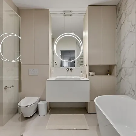 Deluxe Close To The Sea Parking Apartment *