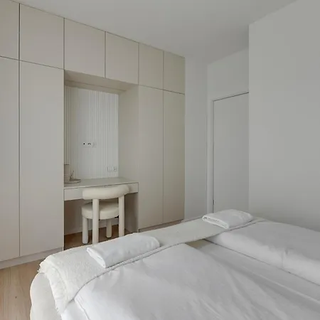 Apartment Deluxe Close To The Sea Parking